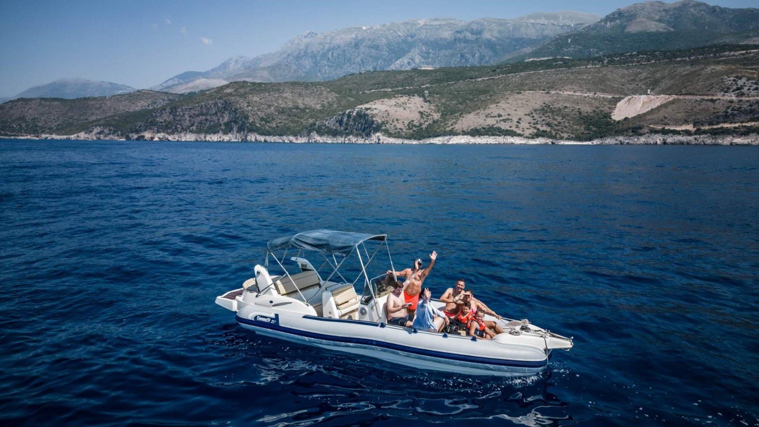 Himara Nautica One boat experience